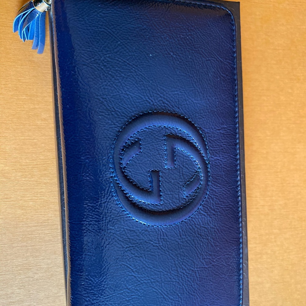 Gucci wallet